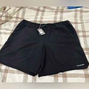 Patagonia NWT men’s Trail Shorts XL